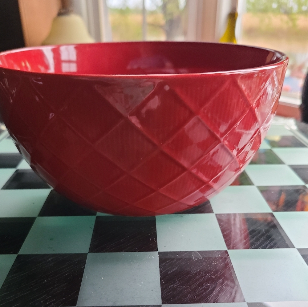Red Textured Bowl
